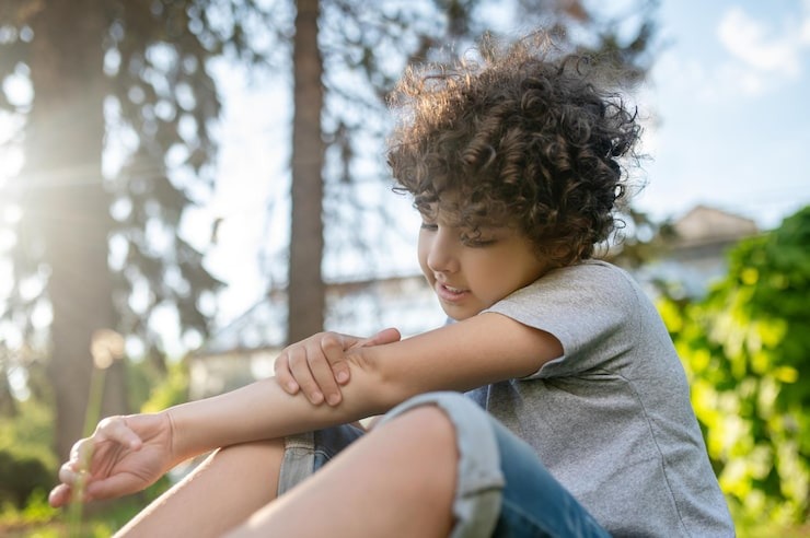 Eczema in Children: Skin Care Tips & Treatment Guide | Best Pediatrician in Greater Noida